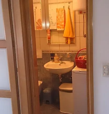 Near The Beach Σπλιτ